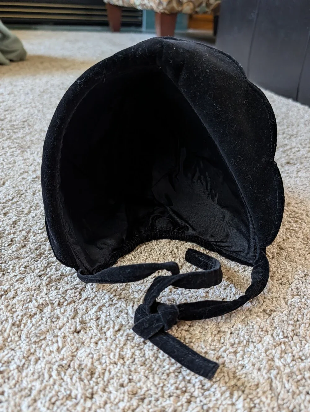 Black Velvet Kids Bonnet - Classic Child Headwear